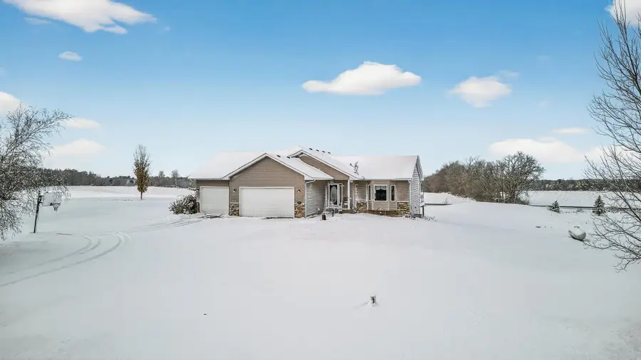 860 527th Circle, Stanchfield, MN 55080 - #2