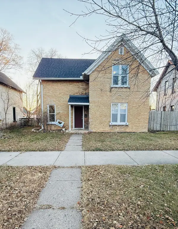 421 17th Avenue N, Saint Cloud, MN 56303