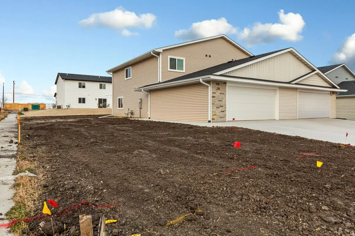 3200 Noble Drive, Mankato, MN 56001 - Image #1