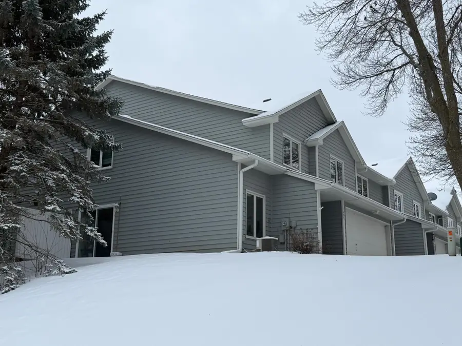 1609 Geske Road, Chaska, MN 55318 - Image #2