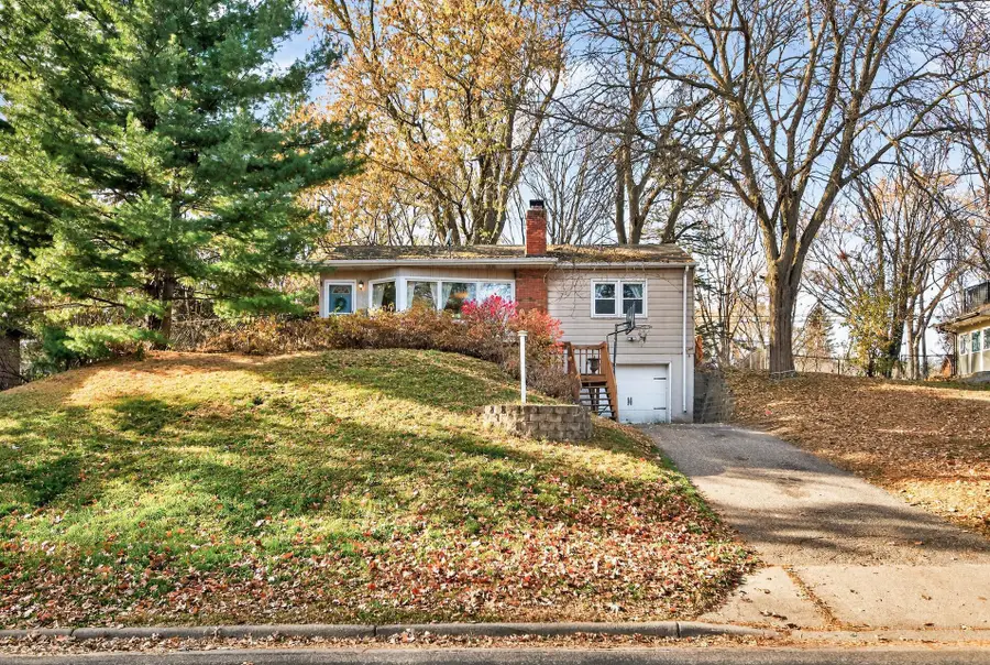 3115 Kyle Avenue N, Golden Valley, MN 55422 - Image #2