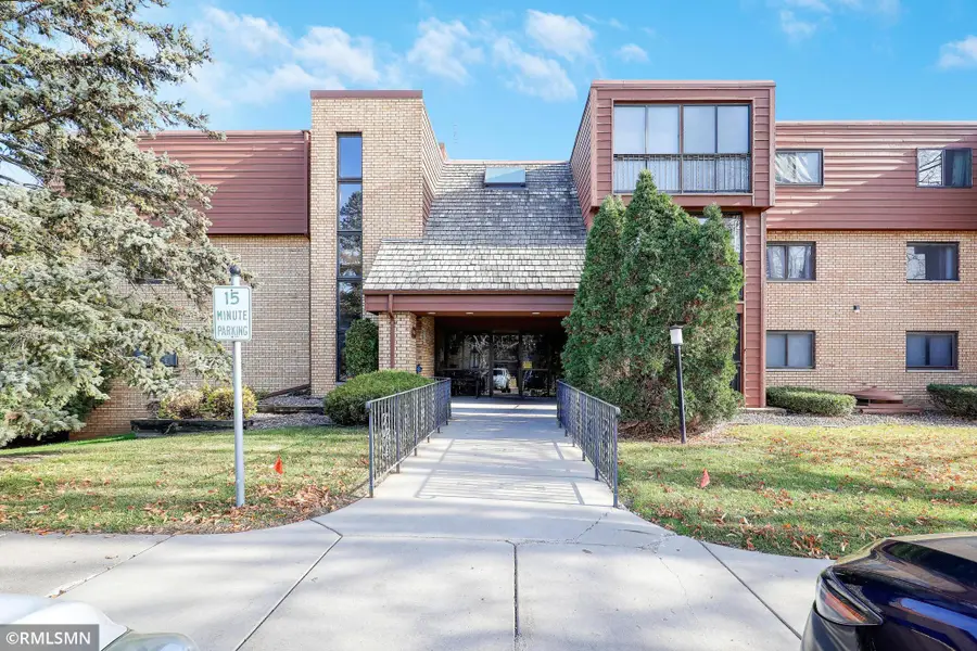 1011 41st Avenue Ne #306, Columbia Heights, MN 55421 - Image #2