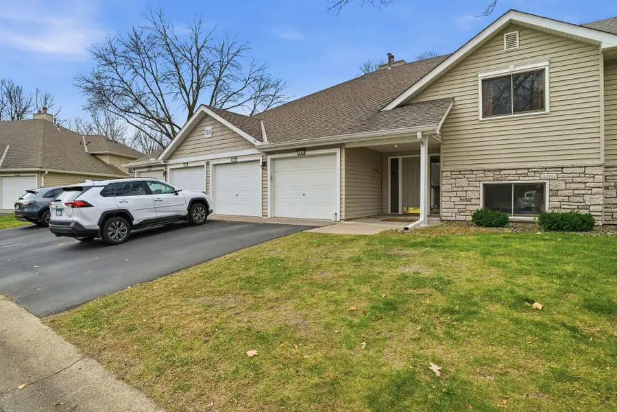 14407 Fairway Drive, Eden Prairie, MN 55344 - Image #2