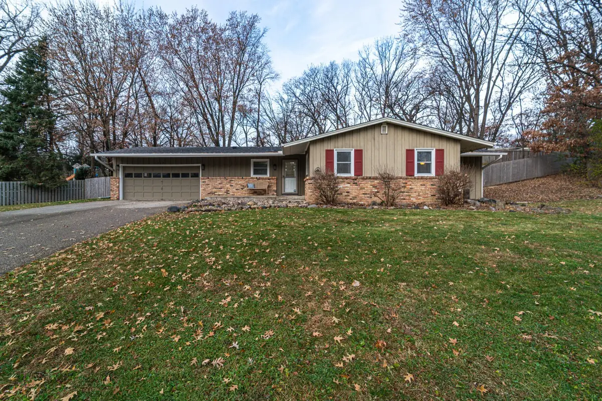 112 Sabra Court, Apple Valley, MN 55124 - Image #1