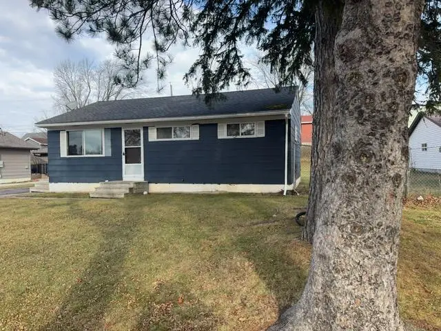 421 Coventry Road, Hoyt Lakes, MN 55750 - Image #1