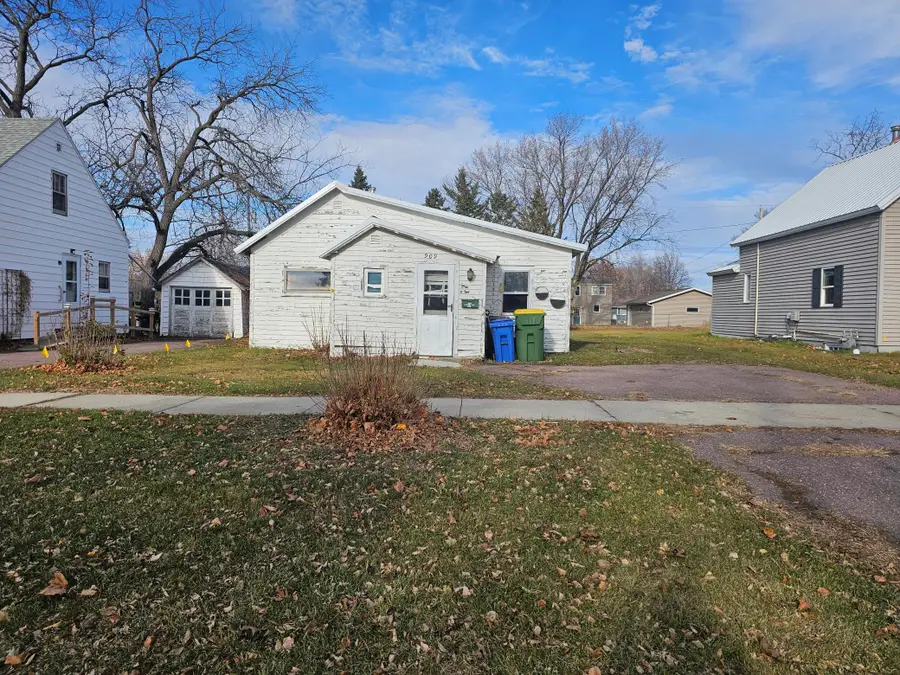 909 W Main Street, Pipestone, MN 56164 - Image #2