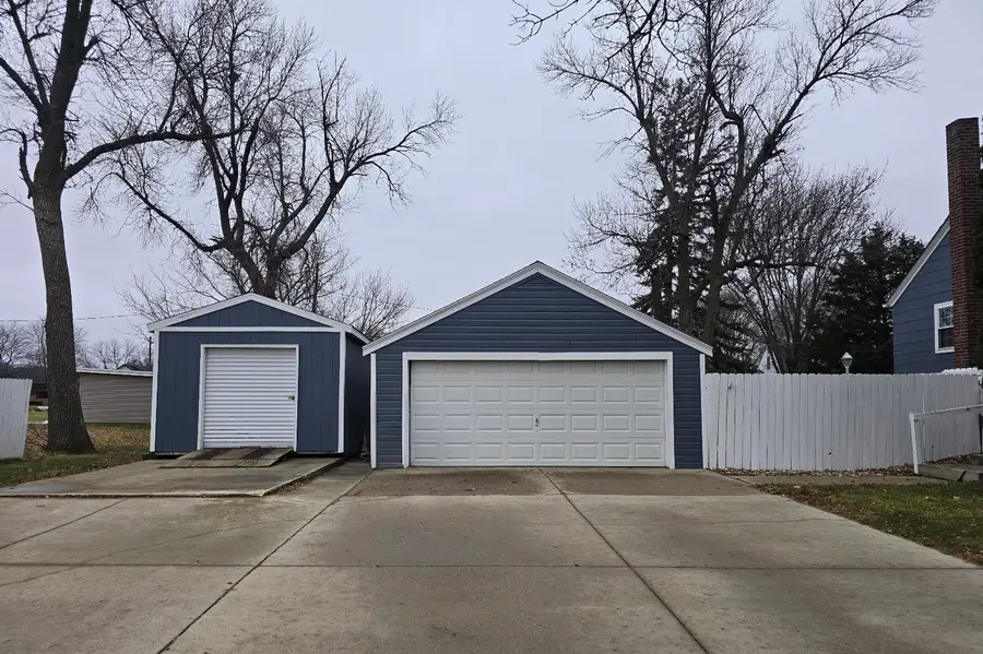 408 2nd Street Ne, Pipestone, MN 56164 - Image #3