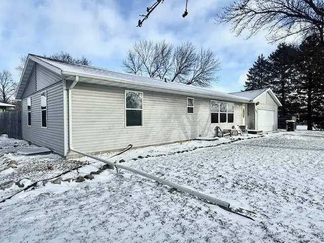 605 E Cook Street, Redwood Falls, MN 56283 - Image #2