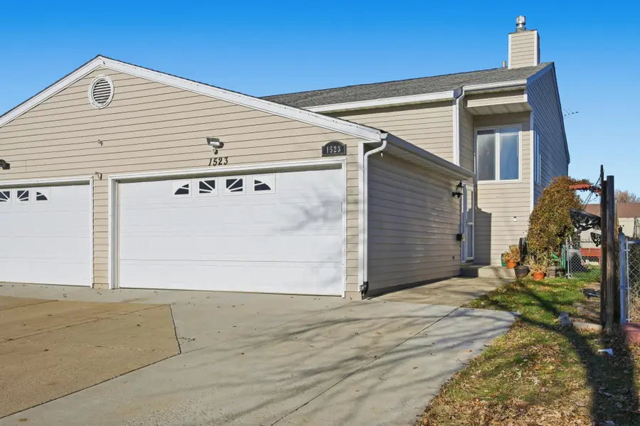 1523 28 Avenue S, Fargo, ND 58103 - #2