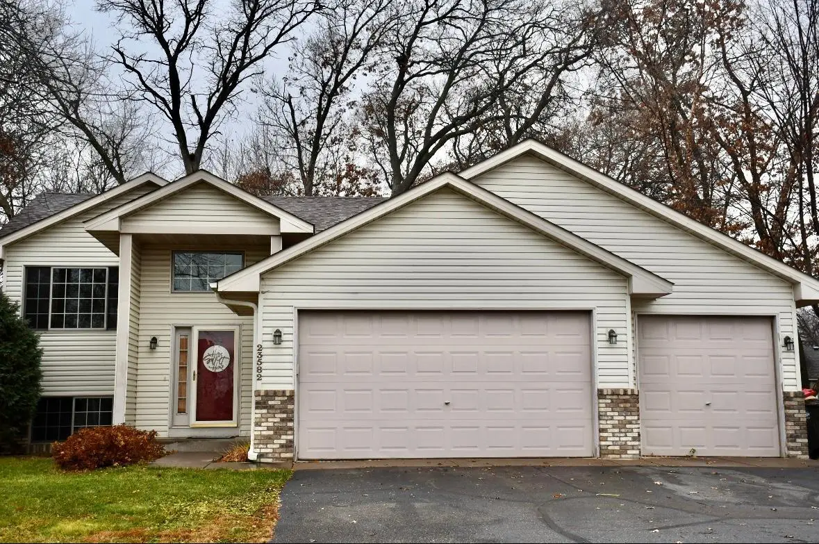 23582 Eidelweiss Street Nw, Saint Francis, MN 55070 - Image #1