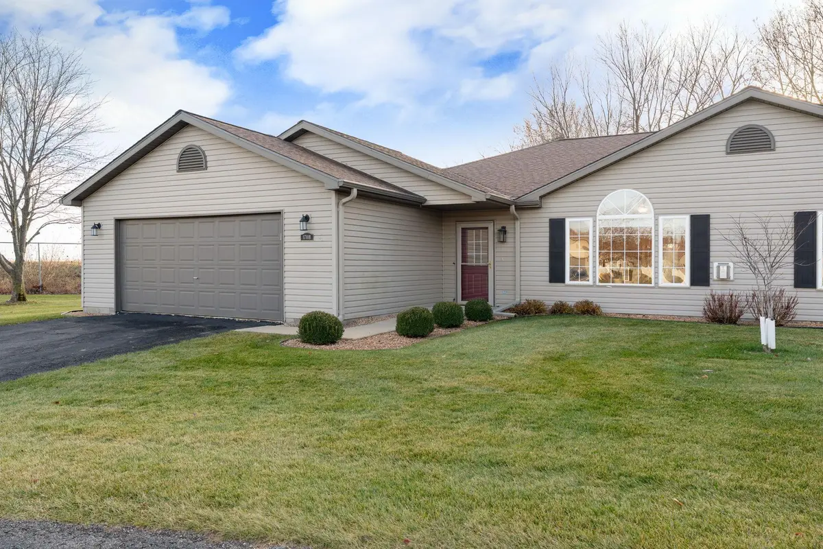 1710 B Carriage Home Drive, Austin, MN 55912 - Image #1