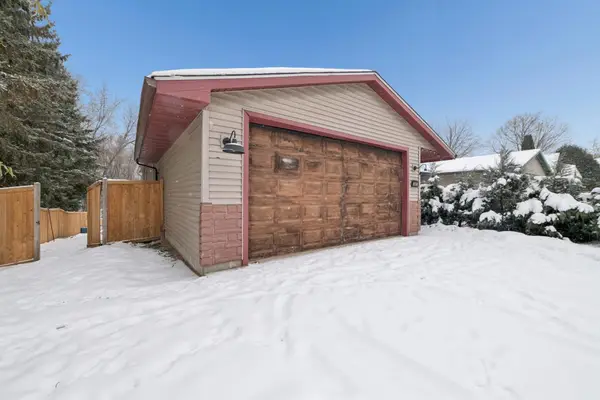 542 5th Avenue Sw, Cambridge, MN 55008