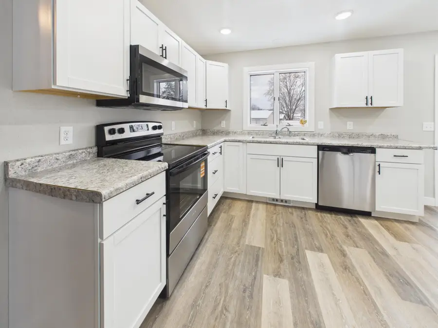 1403 Northway Place, Saint Cloud, MN 56303 - Image #2