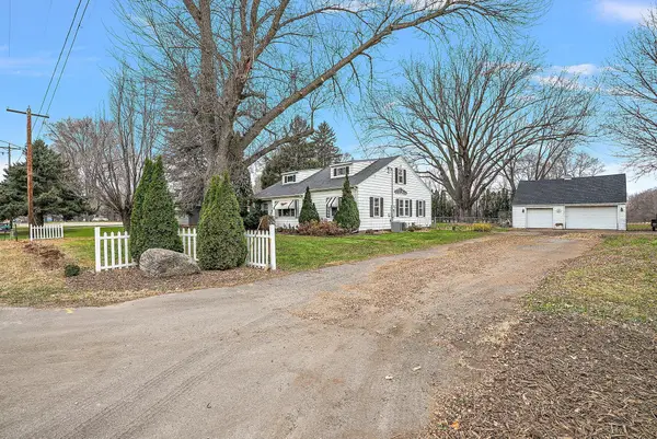 15717 Clayton Avenue E, Coates, MN 55068