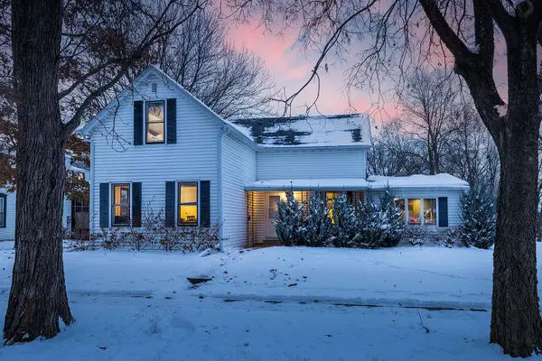 809 S 5th Street, Saint Peter, MN 56082