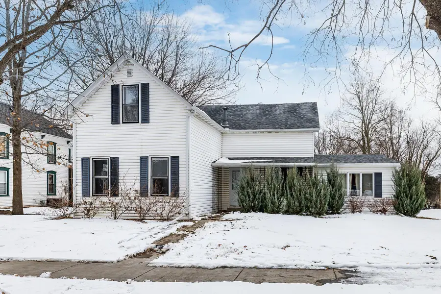 809 S 5th Street, Saint Peter, MN 56082 - #2