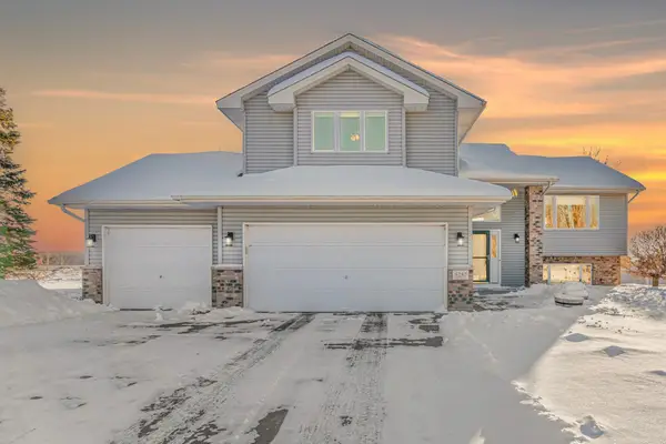 5257 200th Street N, Forest Lake, MN 55025