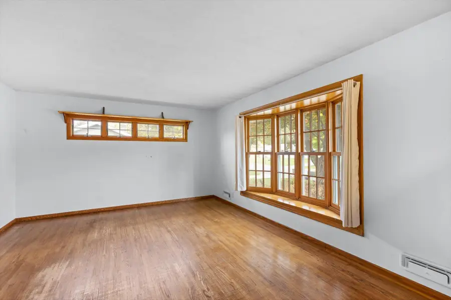 8468 Hyde Avenue S, Cottage Grove, MN 55016 - Image #3