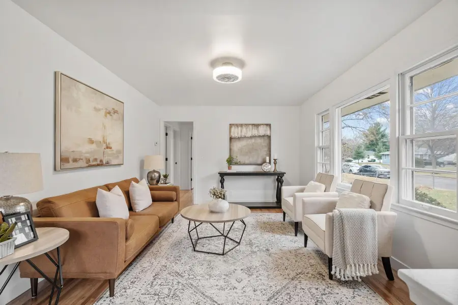 915 112th Avenue Nw, Coon Rapids, MN 55448 - Image #2