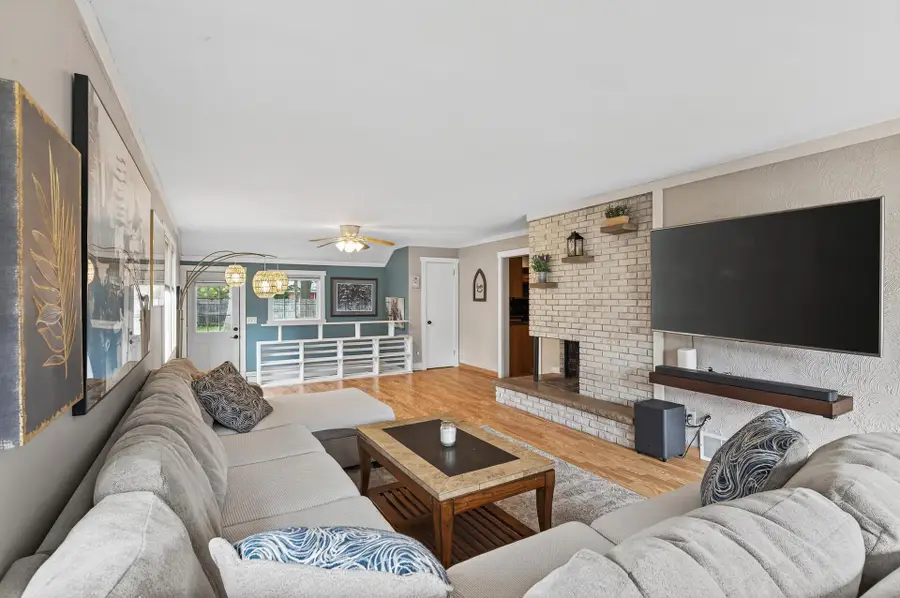 2075 Dorothy Avenue, White Bear Lake, MN 55110 - Image #2