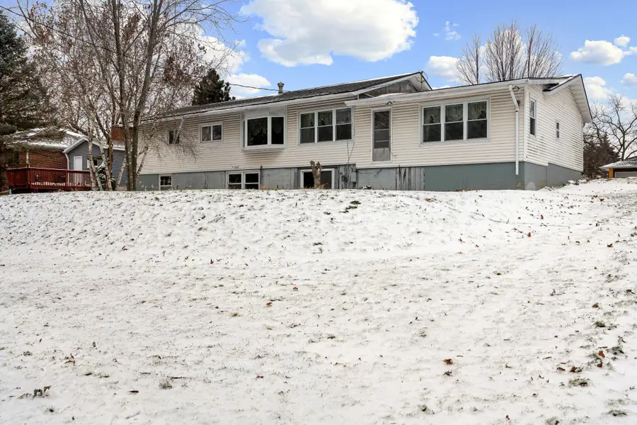 2010 11th Avenue Ne, Austin, MN 55912 - Image #2