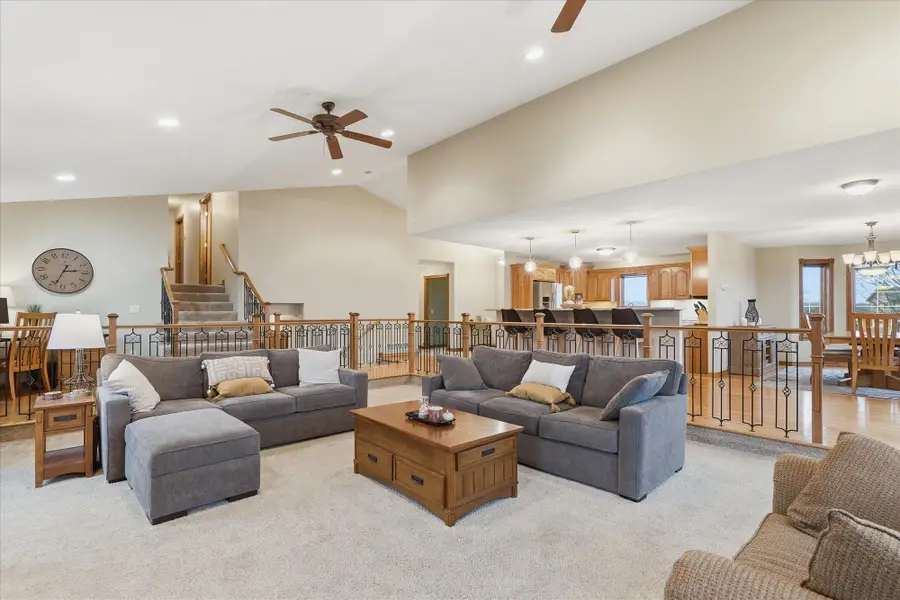 30190 Quandam Lane, Center City, MN 55012 - Image #3