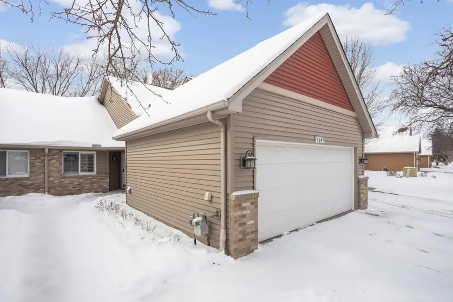 7147 Ivy Ridge Court, Lino Lakes, MN 55014 - Image #2