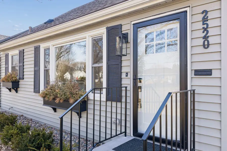 2520 Lynn Avenue S, Saint Louis Park, MN 55416 - #3