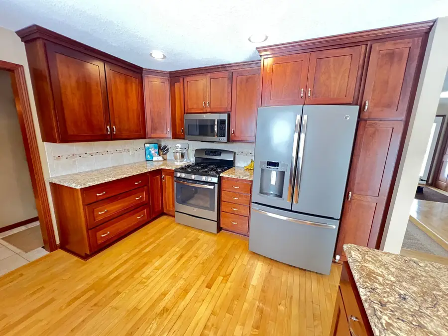 77226 230th Street, Frankford, MN 55975 - Image #2