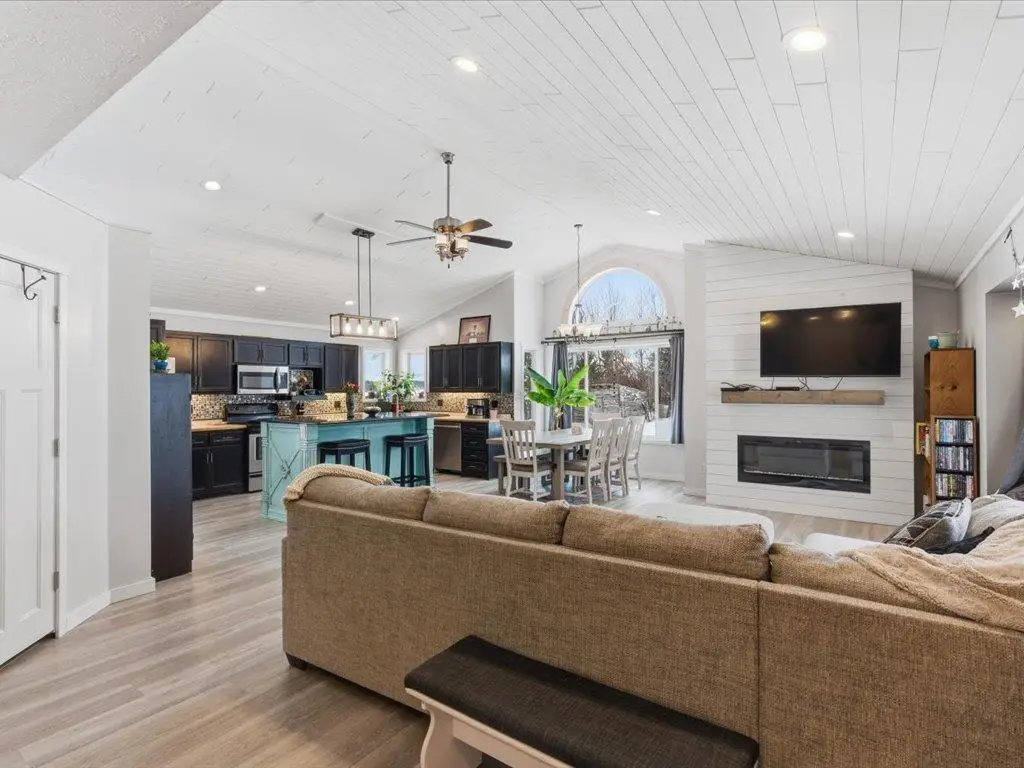 3775 32nd Street Sw, Walden Twp, MN 56474 - Image #1