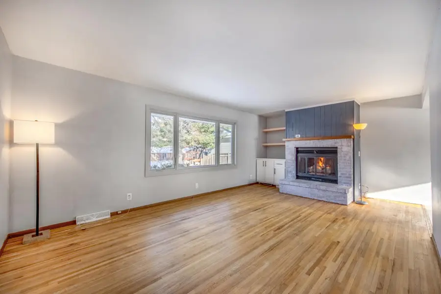 2912 W 88th Street, Bloomington, MN 55431 - Image #3