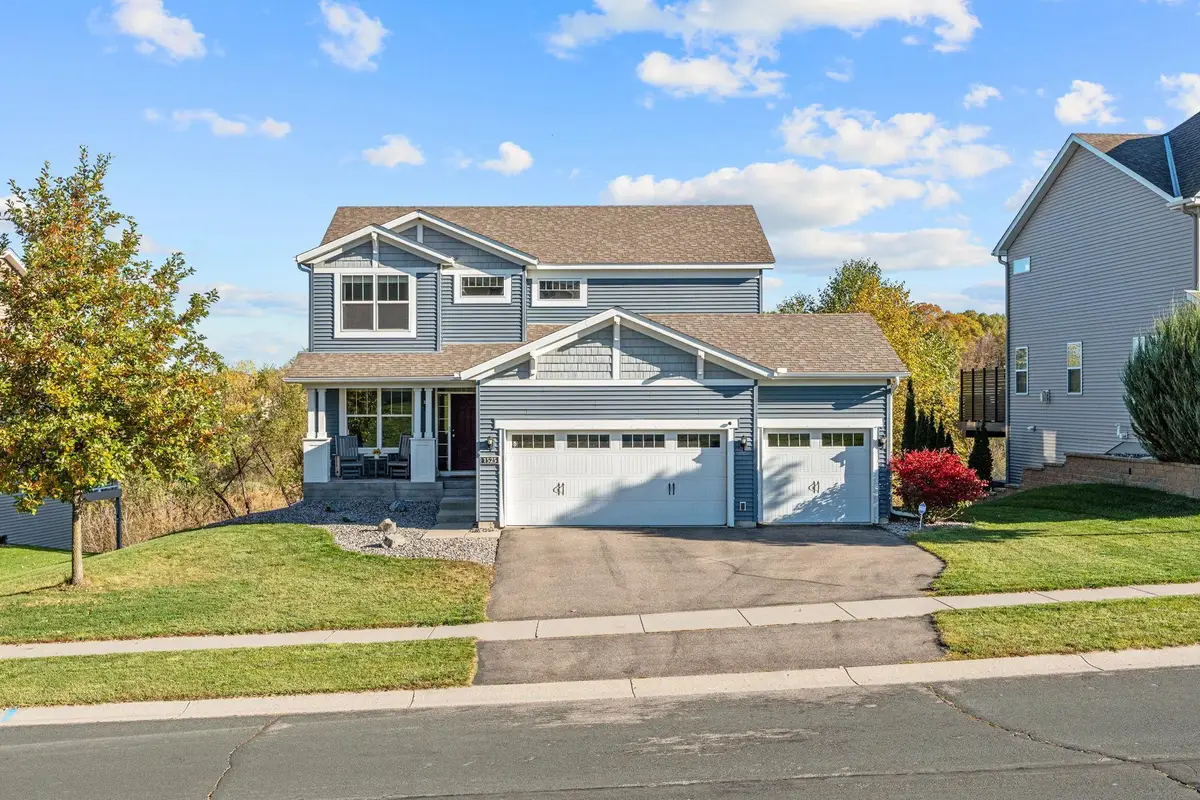 1525 Hemlock Way, Chanhassen, MN 55317 - Image #1