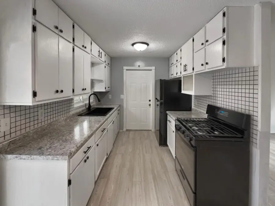 901 Oak Ridge Point Ne, Blaine, MN 55434 - Image #2