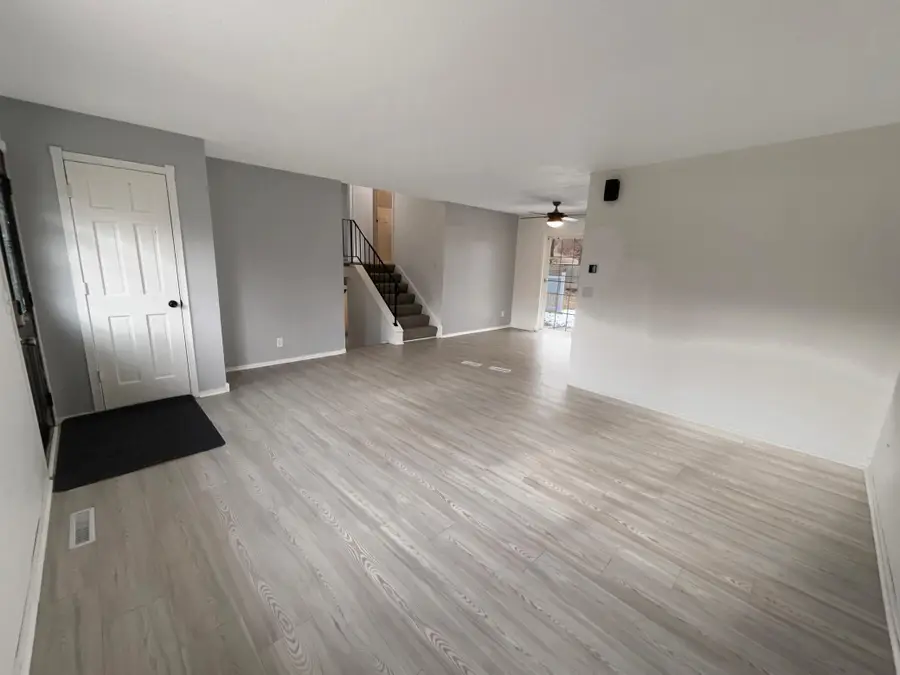 901 Oak Ridge Point Ne, Blaine, MN 55434 - Image #3