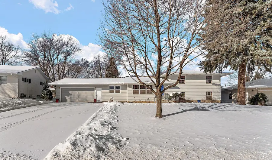 7447 Cloman Way, Inver Grove Heights, MN 55076 - Image #3