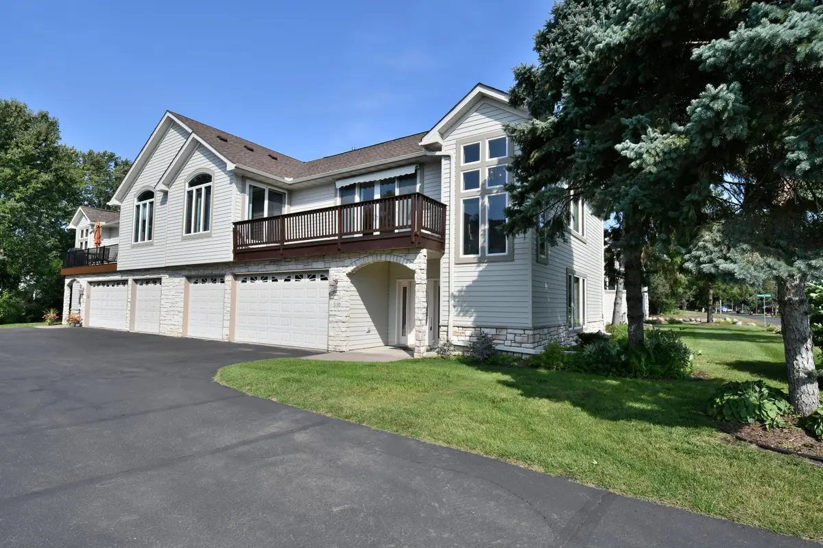 530 Lakeside Bay Drive S, Bayport, MN 55003 - Image #1