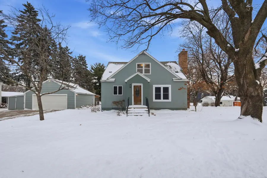 760 Heather Drive, Shoreview, MN 55126 - Image #2
