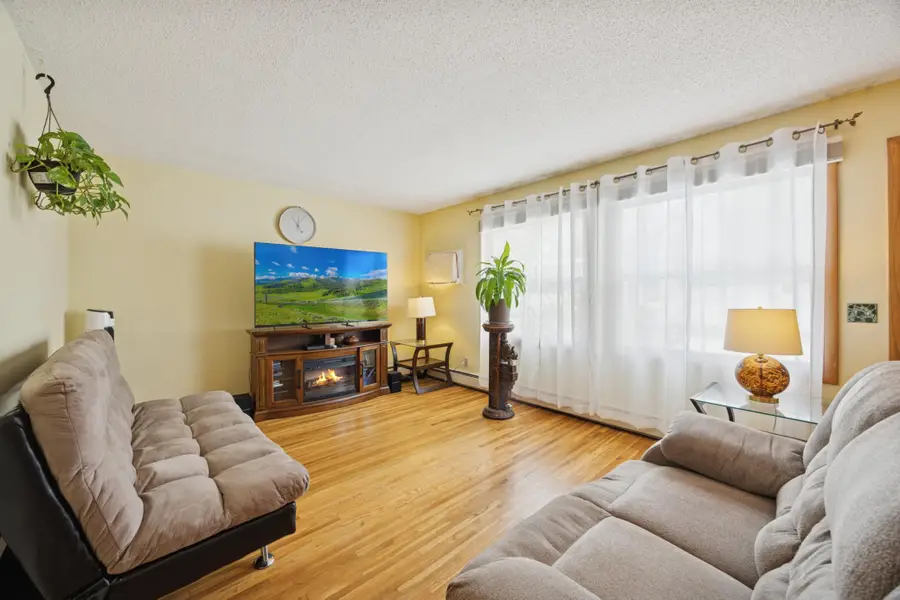 1494 21st Avenue Nw #4, New Brighton, MN 55112 - Image #3