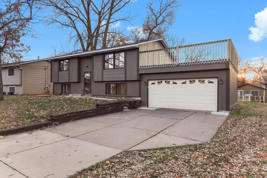 125 Glenmar Avenue, Mahtomedi, MN 55115 - Image #2