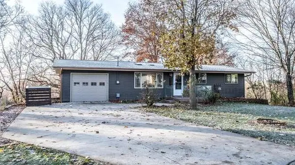 4827 Canterbury Road, Mound, MN 55364