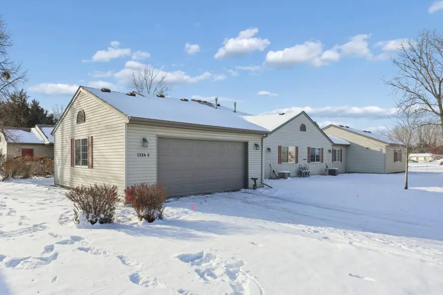 1324 Carriage Drive #B, Hudson, WI 54016 - Image #3