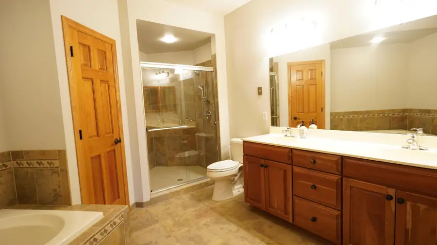 5250 Grandview Square #2212, Edina, MN 55436 - Image #3