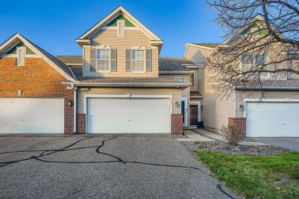 6887 Folkestone Road #712, Apple Valley, MN 55124