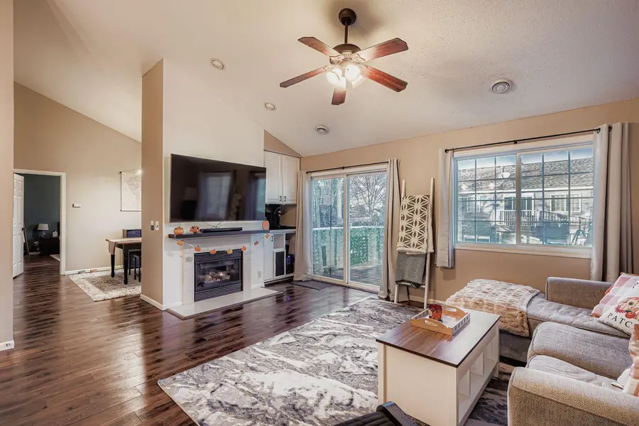 6887 Folkestone Road #712, Apple Valley, MN 55124 - Image #3