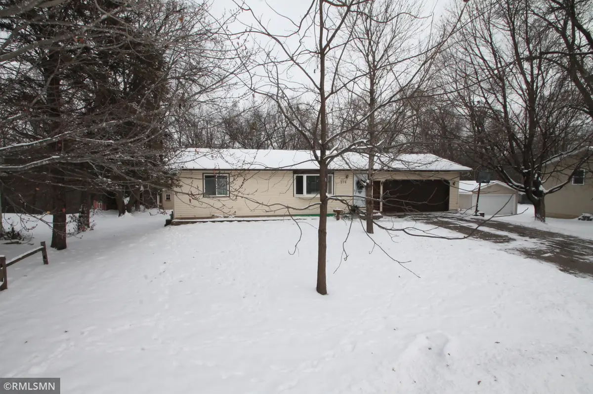 216 Maple Lane Sw, Saint Michael, MN 55376 - Image #1
