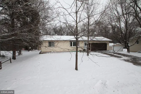 216 Maple Lane Sw, Saint Michael, MN 55376