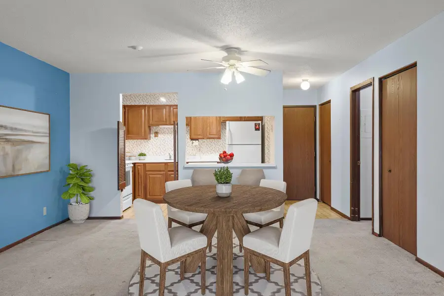 10451 Greenbrier Road #B103, Hopkins, MN 55305 - Image #3