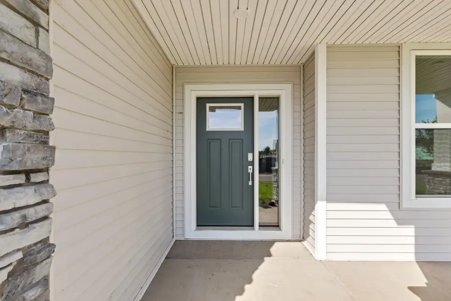 15072 Sycamore Street Nw, Andover, MN 55304 - Image #2