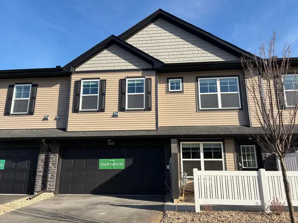 5227 Long Pointe Pass, Woodbury, MN 55129