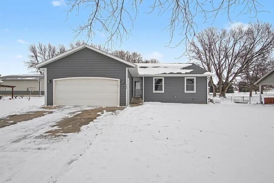 406 S 3rd Street, Beaver Creek, MN 56116 - Image #3